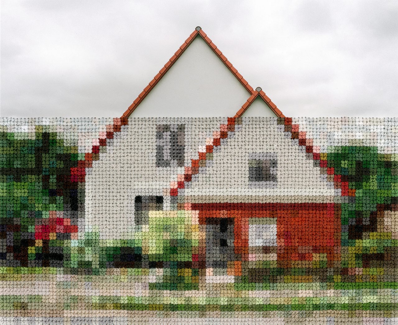 House, Wall Area Near Lichterfelde Sud @ Diane Meyer courtesy galerie Sit Down