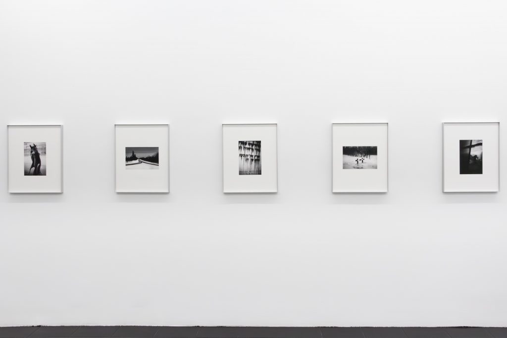 Sous terre_Sit Down_Vues d'expo01